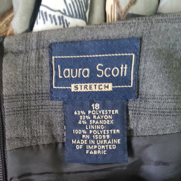 Laura Scott Charcoal Lined Business Skirt - Picture 9 of 10